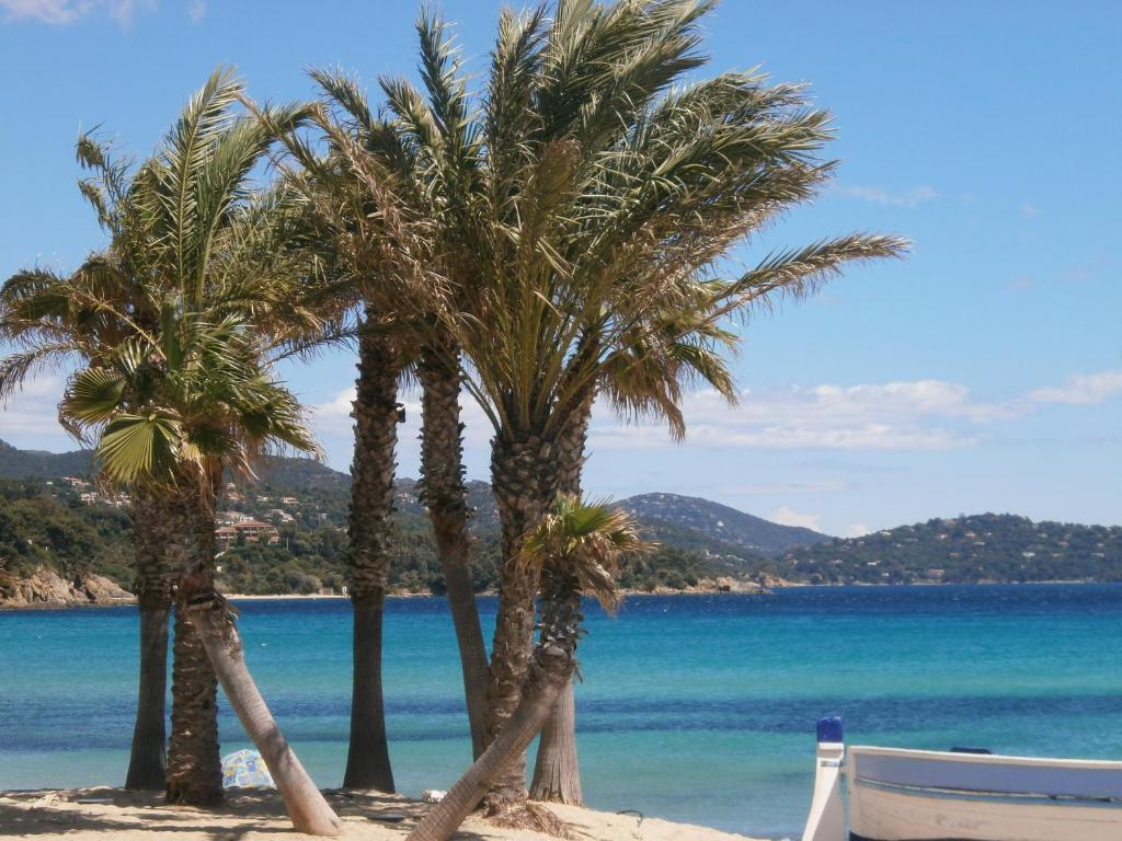 Hotel La Bastide Le Lavandou Exterior foto